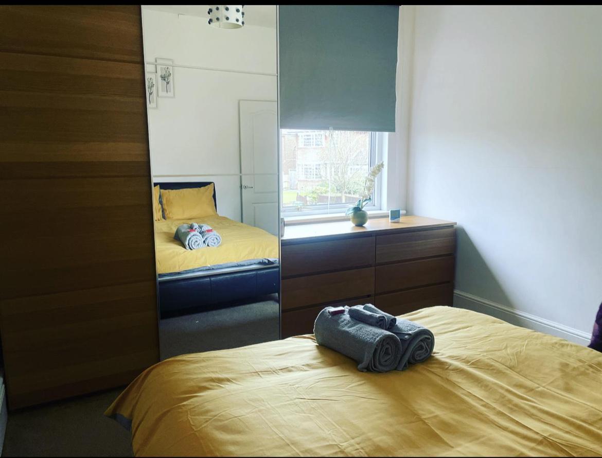 Luxury 1-Bed Apartment With Stunning City Views Perfect For Short Stays In لندن المظهر الخارجي الصورة